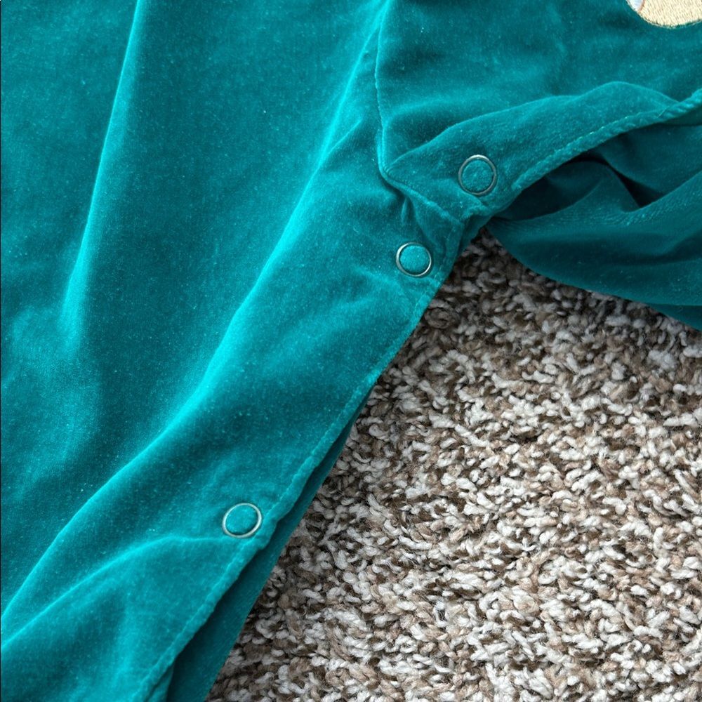 Vintage 80s Green and White Kids Christmas Candy Cane Bear Romper Blouse - Picture 8 of 16